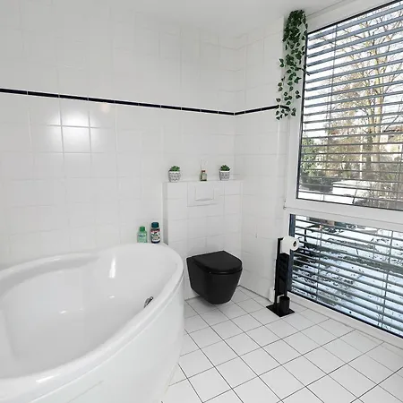 Vallhouse - Massage, Sauna, Darts, Switch & Mehr * Vallendar
