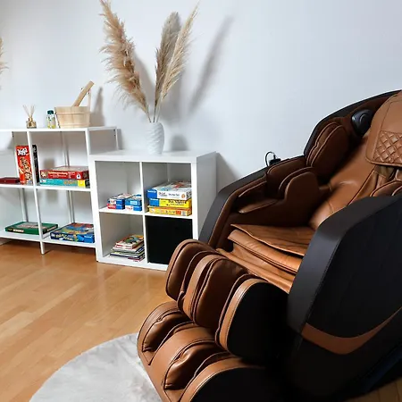 Vallhouse - Massage, Sauna, Darts, Switch & Mehr Casa vacanze *